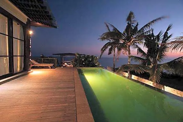 ホテル Pandawa Cliff Ocean Front Private Luxury 3br 5*